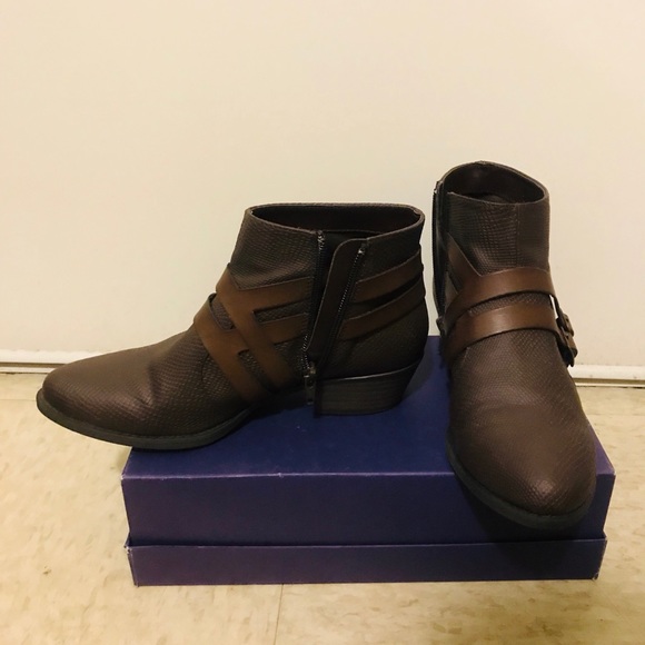 Ankle boots - Picture 2 of 5